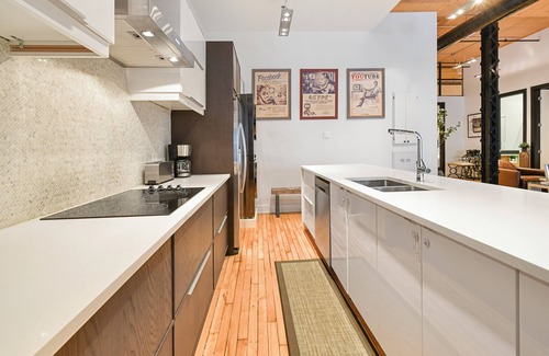 Old Montreal Apartment | EXQUISITE LOFT SUPER CENTRAL OLD MONTREAL