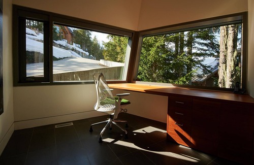 Whistler Creekside Villa | Exquisite Modern Home on Whistler Mountain - SKI/IN OUT BIKE IN/OUT