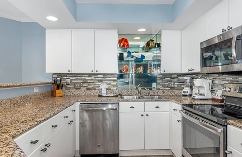 Arcadian Shores Condo | Exquisite Ocean View-2003 Brighton-Amenity Access