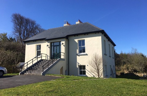 Westport Villa | Exquisite Period House, stunnning Clew Bay views, Wild Atlantic Way, sleeps 10