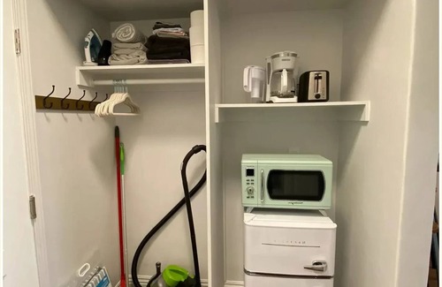 Westlake Apartment | Exquisite Studio Perfect for 2! Near DTLA!