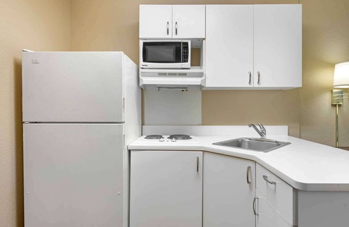 Gainesville Hotel | Extended Stay America Select Suites Gainesville I-75