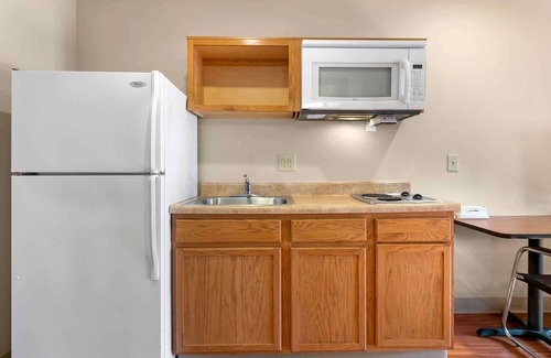 Florence Hotel | Extended Stay America Select Suites - Cincinnati - Florence - Airport