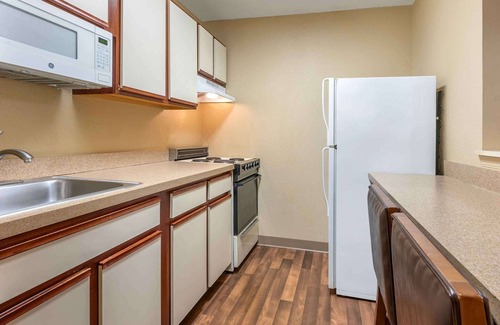 Florence Hotel | Extended Stay America Select Suites Florence Meijer Dr