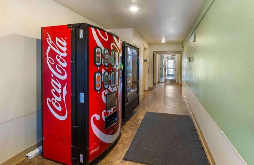 Lubbock Hotel | Extended Stay America Select Suites - Lubbock - South