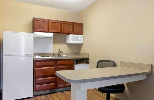 Camelback East Hotel | Extended Stay America Select Suites Phoenix Airport E Oak St