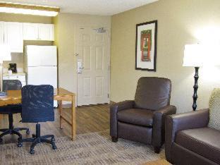 Oakland Hotel | Extended Stay America Suites - Oakland - Alameda Airport
