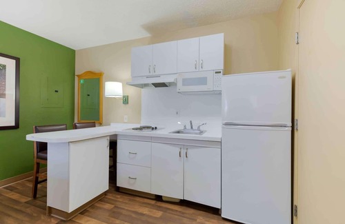 Fairfax Hotel | Extended Stay America Suites Washington DC Fairfax Fair Oaks