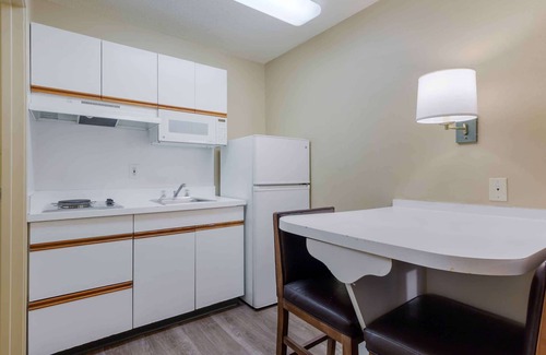 Fairfax Hotel | Extended Stay America Suites Washington DC Fairfax Fair Oaks
