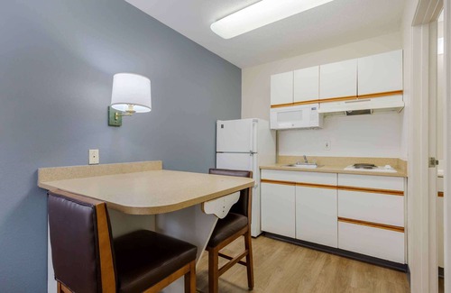 Fairfax Hotel | Extended Stay America Suites Washington DC Fairfax Fair Oaks