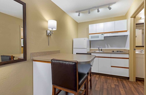 Fairfax Hotel | Extended Stay America Suites Washington DC Falls Church