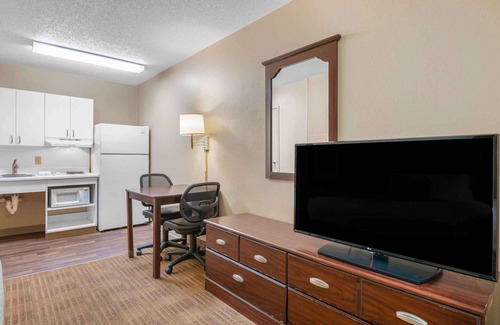 Dumbarton Hotel | Extended Stay America Suites Richmond W Broad St Glenside S