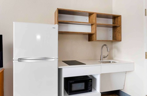 Bristol Hotel | Extended Stay America Suites - Bristol