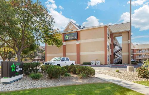 Raisin Hotel | Extended Stay America Suites - Fresno - North