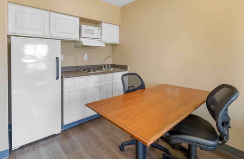 Mendenhall Valley Hotel | Extended Stay America Suites Juneau Shell Simmons Drive