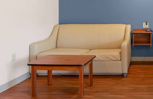 Gainesville Hotel | Extended Stay America Select Suites Gainesville