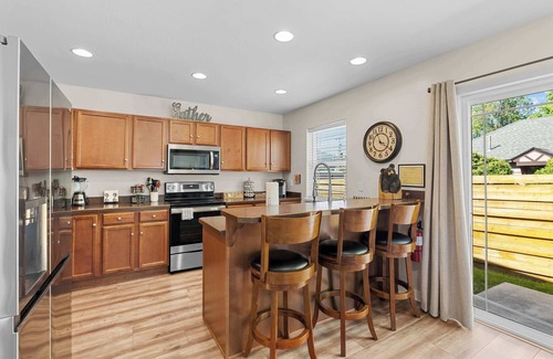 Kalispell House | Extended stay available! Bungalow,2BD,1BA,Sleeps 6