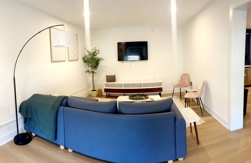 Lynchburg Condo | Extended stay+Downtown+Parking+Pool+Pets