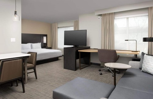 Southgate House | Extended Stay Hotel near Clackamas Town Center Mall