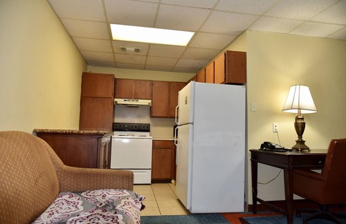 Ira Hotel | Extended Stay Snyder