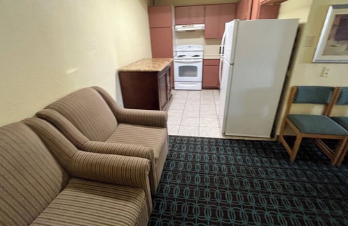 Ira Hotel | Extended Stay Snyder