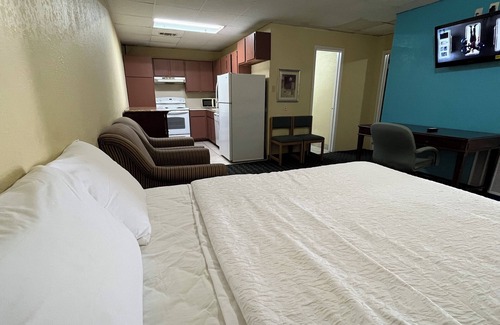Ira Hotel | Extended Stay Snyder