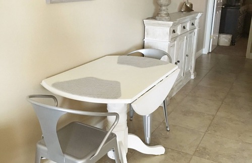 St. George Condo | Extra large one bedroom with access to the Las palmas Resort pools.