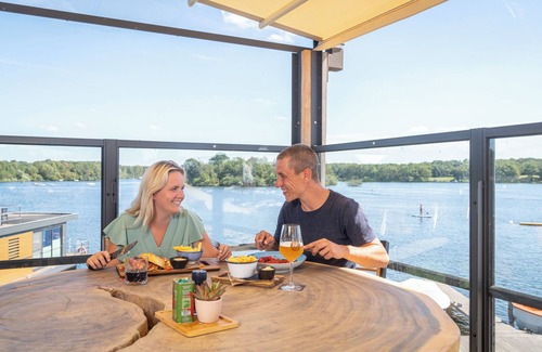 Leuken House | Extra luxury 4-person wellnessvilla in the holiday park Landal Marina Resort Well
