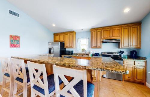 Orange Beach House | Extra R & R