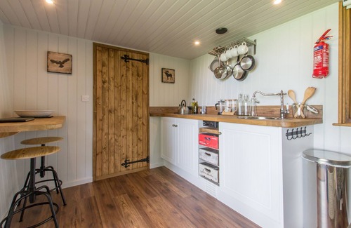 Rye Cabin | Extraordinary Huts