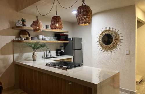 Zona Hotelera Apartment | Extraordinary Penthouse With Private Rooftop & Sunset Views