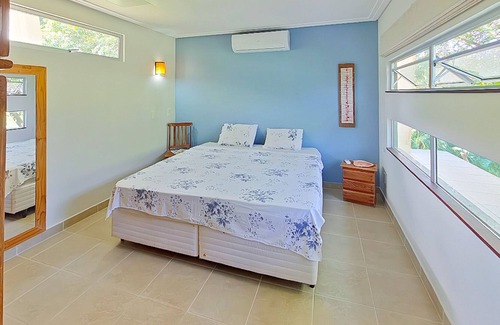 Catu de Abrantes House | Exuberante Villa Art-deco em Busca Vida