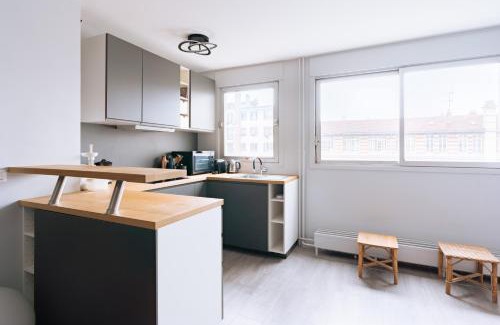 Hopital Saint-Louis Apartment | Exuberant 1BD Apartment near Canal Saint-Martin!