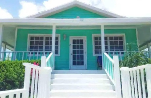 Rolleville House | Exuma Point Villas -Swimming Pigs Resort- Green Lignam Vitae