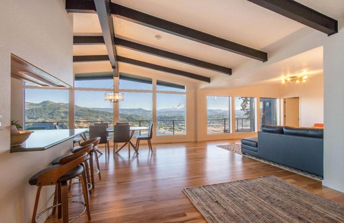 White Salmon House | Eye On The Gorge home