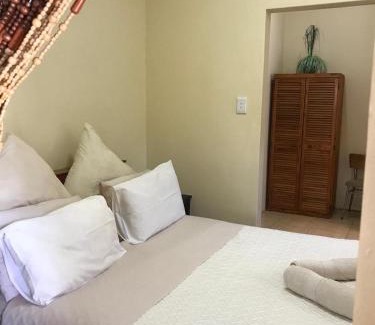 Henley on Klip Apartment | Ezecent Guest House