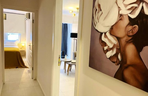 Marmaris City Center Apartment | Ezgi's Apartment with Private Garden in Marmaris