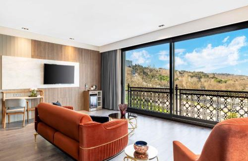 Avcilar Hotel | Ezkar Bathonea Art İstanbul Hotel