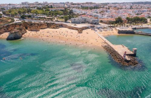 Ameijeira Apartment | Fábrica da Ribeira 54 by Destination Algarve