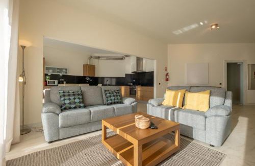 Ameijeira Apartment | Fábrica da Ribeira 54 by Destination Algarve