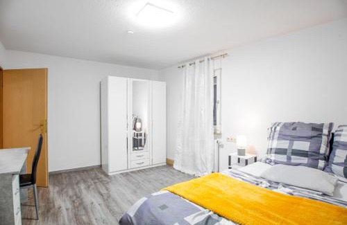 Ilsfeld Apartment | F&F Suites Ilsfeld OG, zentrale Lage, Autobahnnähe & kostenfreie Privatparkplätze