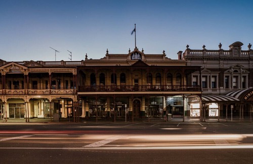 Golden Point House | F-GOL002 · Luxury & Heritage: Federation house close to CBD