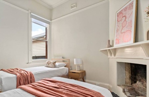 Golden Point House | F-GOL002 · Luxury & Heritage: Federation house close to CBD