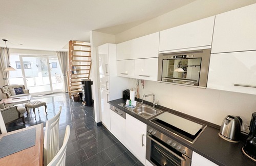Thiessow Apartment | F: House Sanddorn Whg. 06 with fireplace & south-facing balcony - House Sanddorn Whg. 06 with fireplace