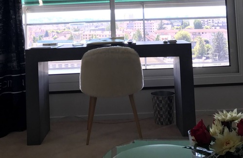 Novel Apartment | F1 bis comfortable and warm, refurbished, fully equipped, 3 stars.