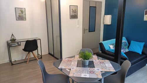 Lamalou-les-Bains Apartment | F1 duplex Bleuet Rénové