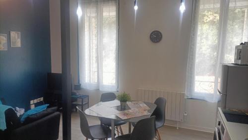 Lamalou-les-Bains Apartment | F1 duplex Bleuet Rénové