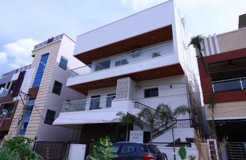 Tirupati House | F2 Home Stay
