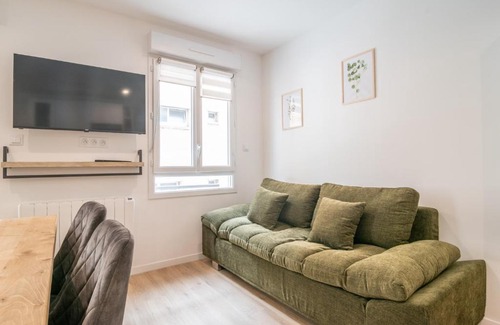 Anatole France Danton Apartment | F2 hypercentre - Proche gare - WIFI gratuite