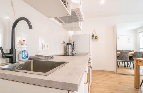 Anatole France Danton Apartment | F2 hypercentre - Proche gare - WIFI gratuite